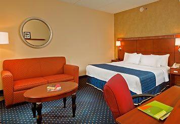 คอร์ทยาร์ด กรีสโบโร Hotel กรีนส์โบโร ภายนอก รูปภาพ